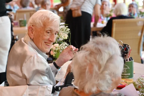 Bloemschikken bij Frankeland, foto Polina Nasedkina PLN_0087 Bloemschikken bij Frankeland, foto Polina Nasedkina PLN_0087